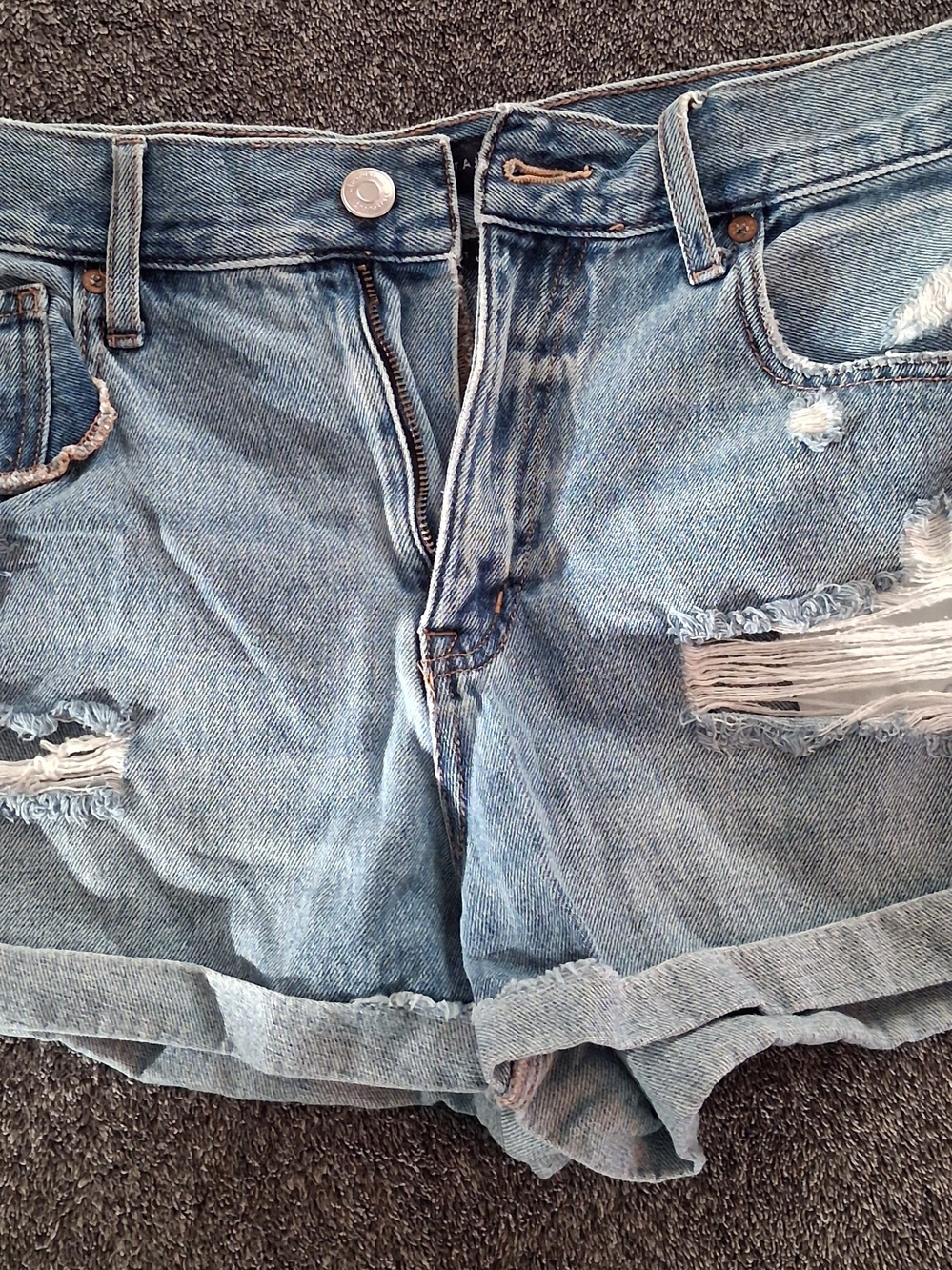Aeropostale Light Wash Distressed Mom Denim Shorts